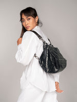 VICTORIA shoulderbag / backpack Black Out